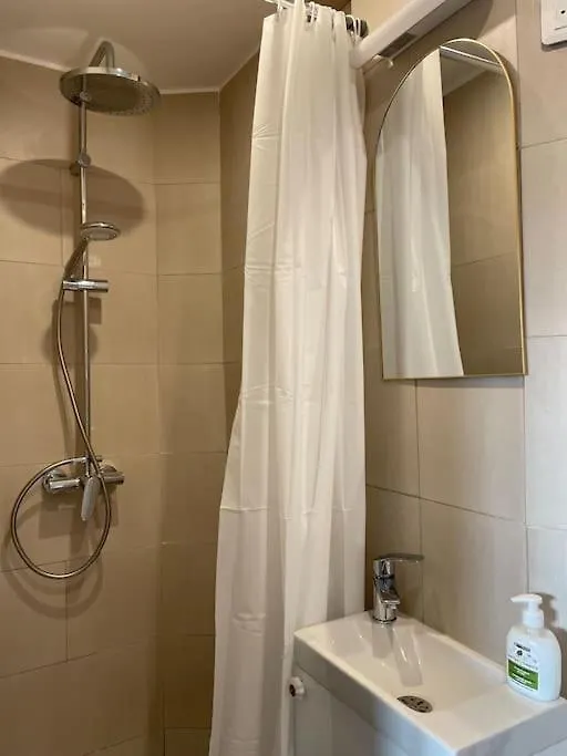Voltaire-Paris Apartment 0*, Paris